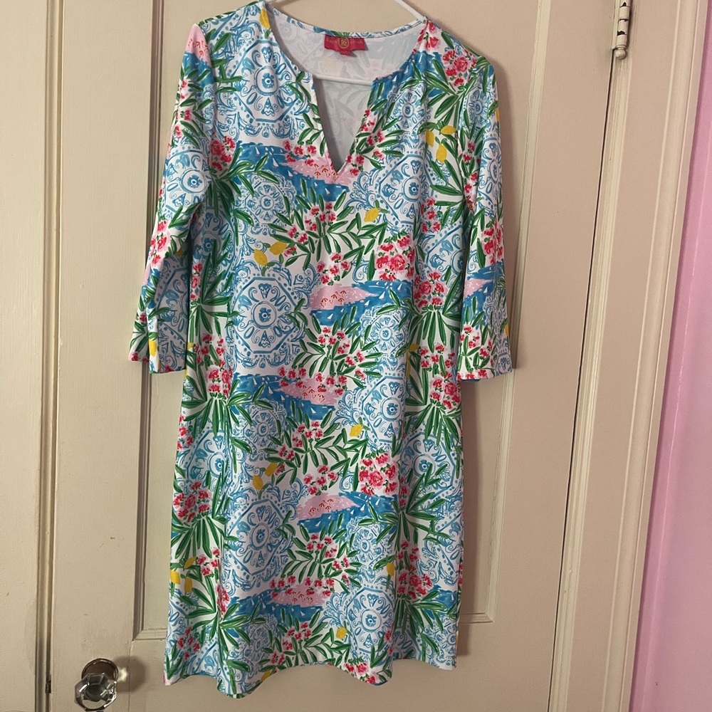 Kaeli Smith Women’s Dress Medium